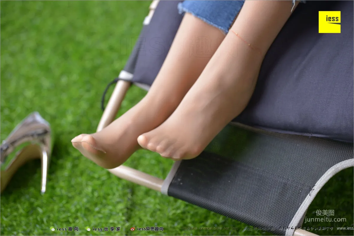 Hua Hua《Classic Little Feet》 [IESS] Silk Feet Bento 210 Photo Set photo 72