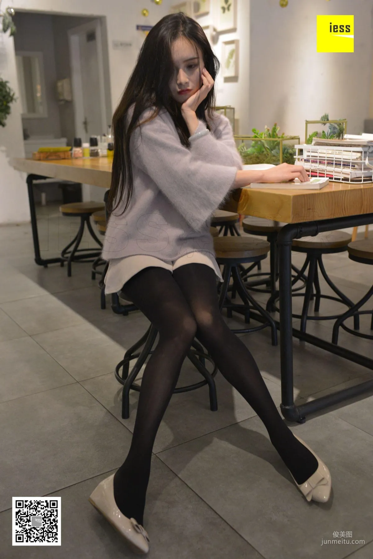 Xiao Yu, 50D Black Stockings and Flats [IESS] Stockings Lover 195 Photo Set photo 53