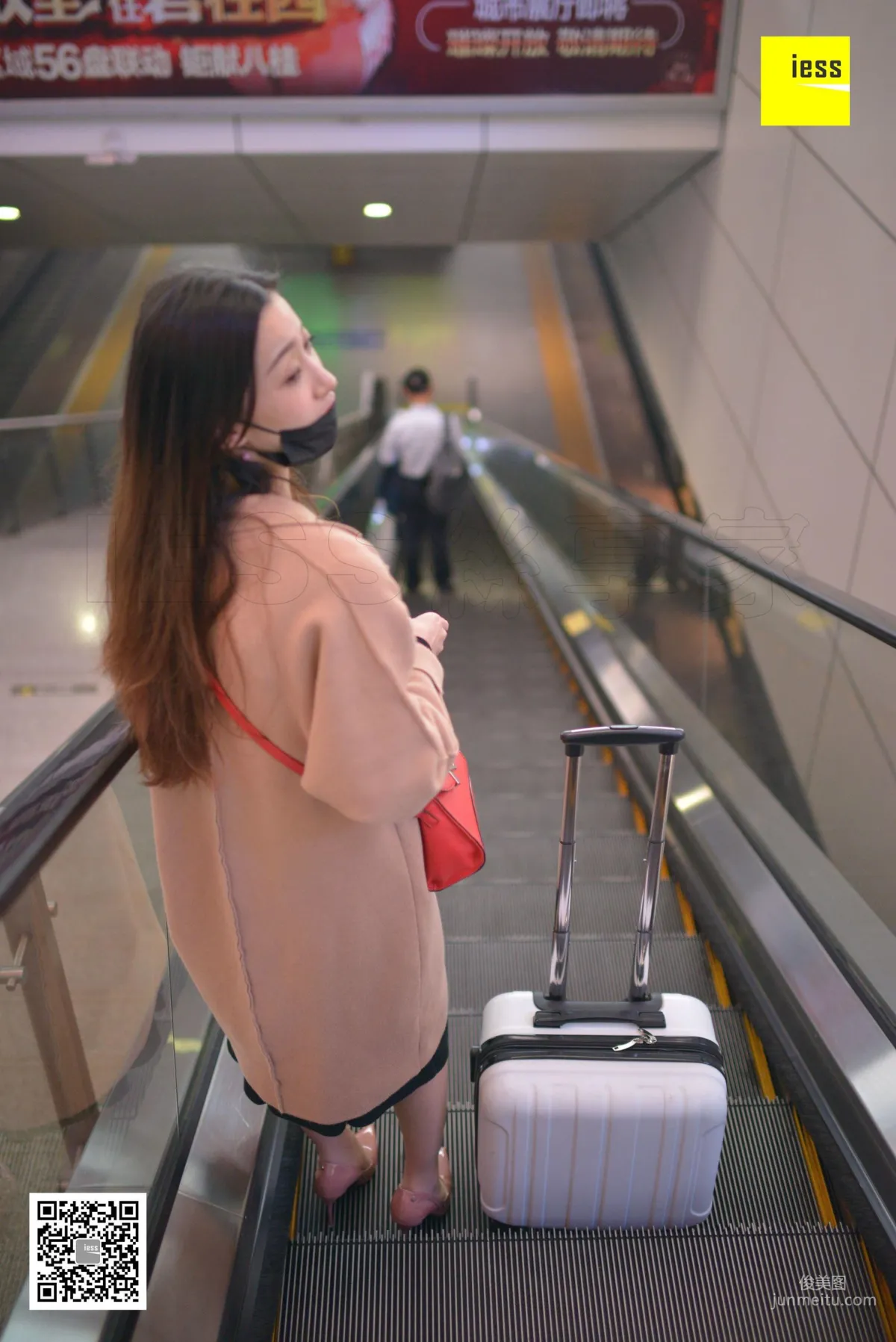 Qiuqiu, The Train to Spring [IESS] Devil Wednesday Special Issue 13 Photo Set photo 12