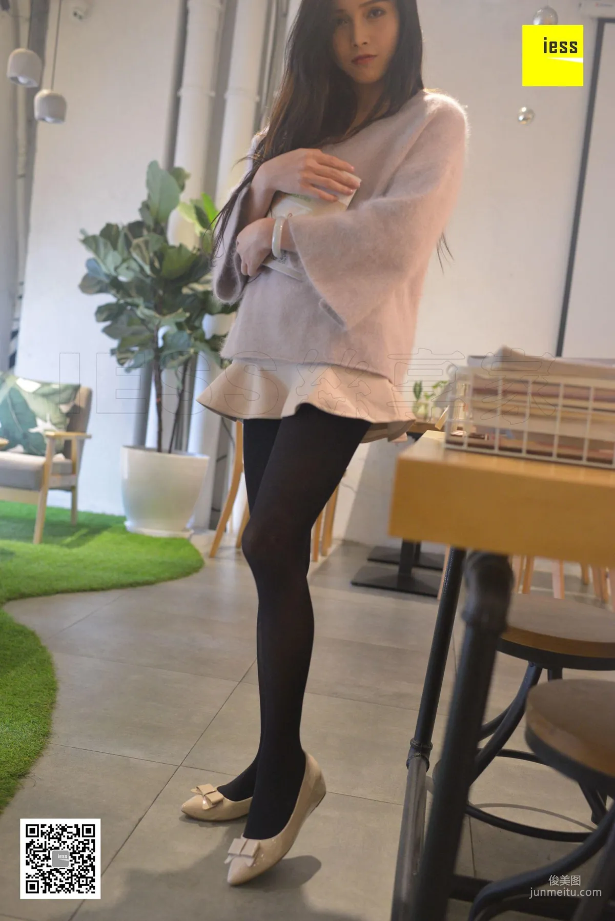 Xiao Yu, 50D Black Stockings and Flats [IESS] Stockings Lover 195 Photo Set photo 19