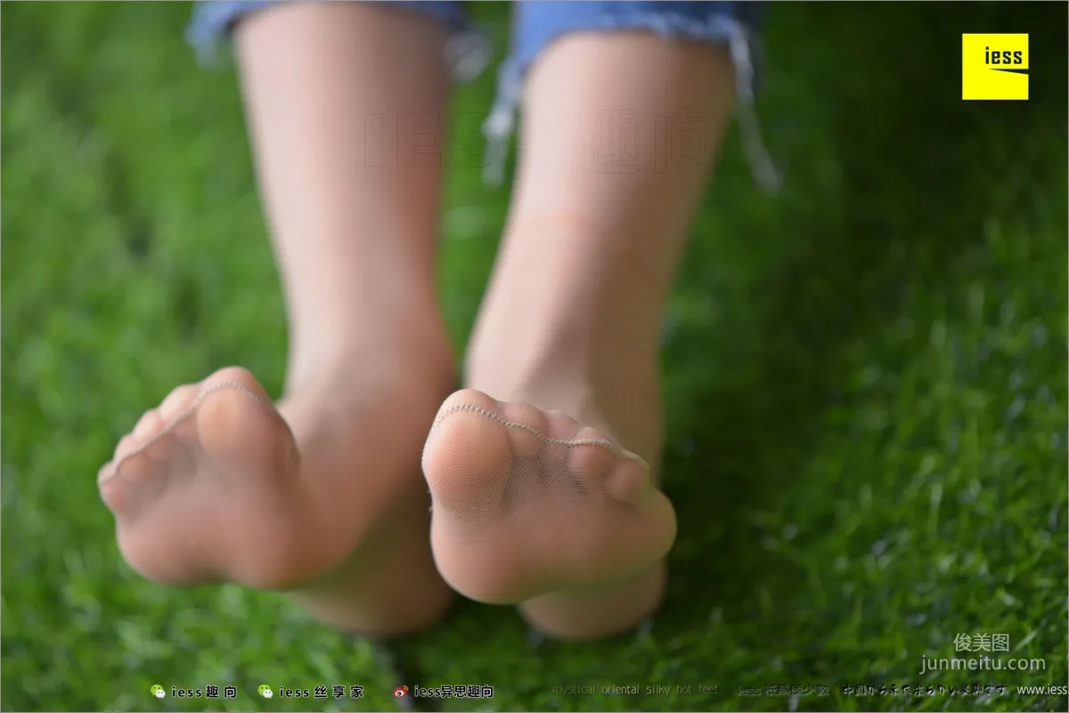 Hua Hua《Classic Little Feet》 [IESS] Silk Feet Bento 210 Photo Set photo 98