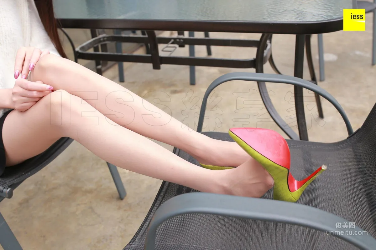 Shuang Shuang, Mature Woman Shuang Shuang Long Legs Killer [IESS] Silk Enjoyer 210 Photo Set photo 35