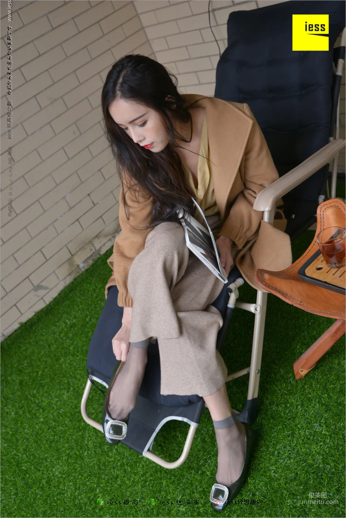 Xiao Yu 'Xiao Yu, Boat Socks, Short Stockings and Flats' Simplified Version [IESS] Silk Legs Bento 218 Photo Set photo 37