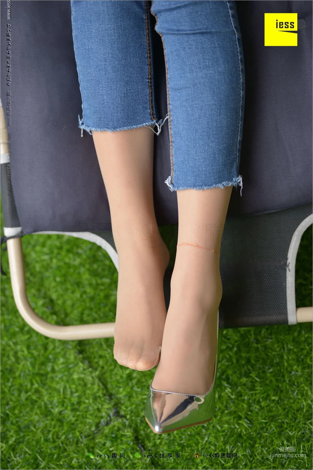 Hua Hua《Classic Little Feet》 [IESS] Silk Feet Bento 210 Photo Set photo 63