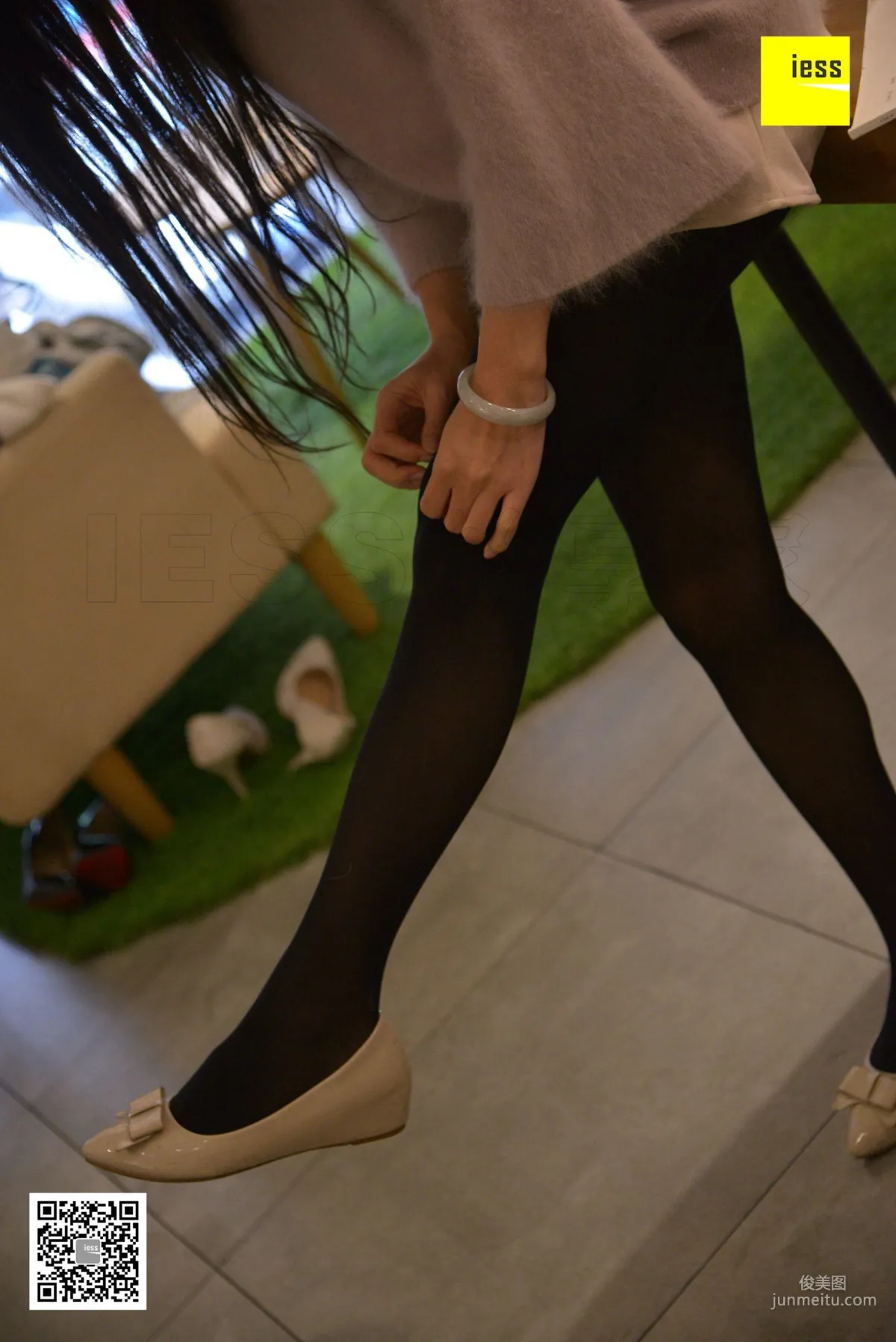 Xiao Yu, 50D Black Stockings and Flats [IESS] Stockings Lover 195 Photo Set photo 45