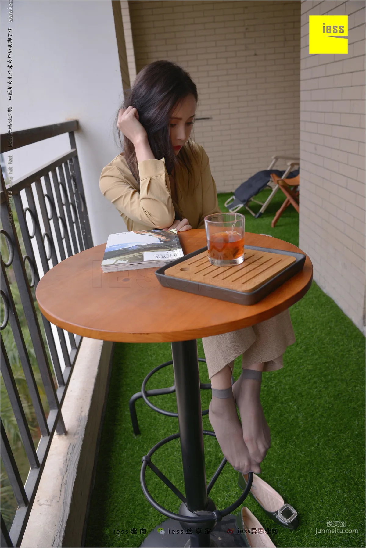 Xiao Yu 'Xiao Yu, Boat Socks, Short Stockings and Flats' Simplified Version [IESS] Silk Legs Bento 218 Photo Set photo 95