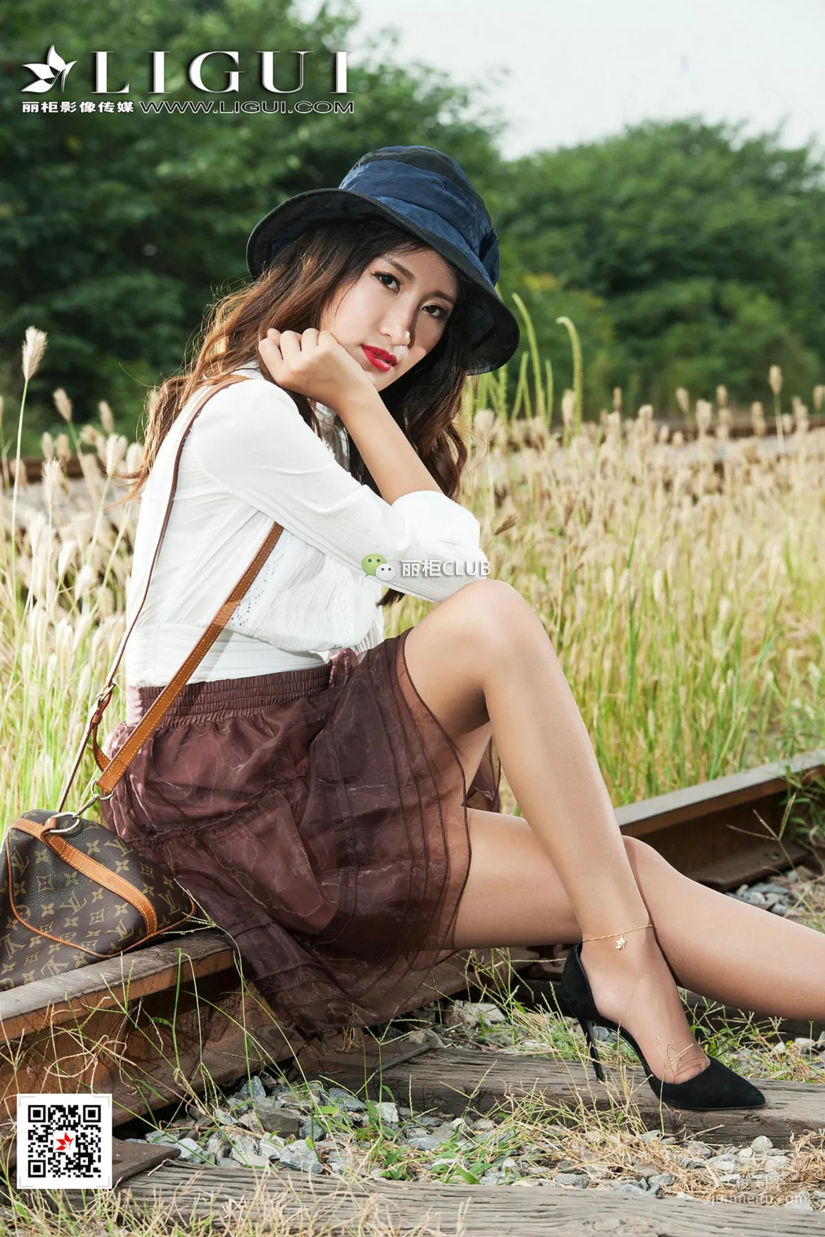 Si Tong: Ligui Model photo 43