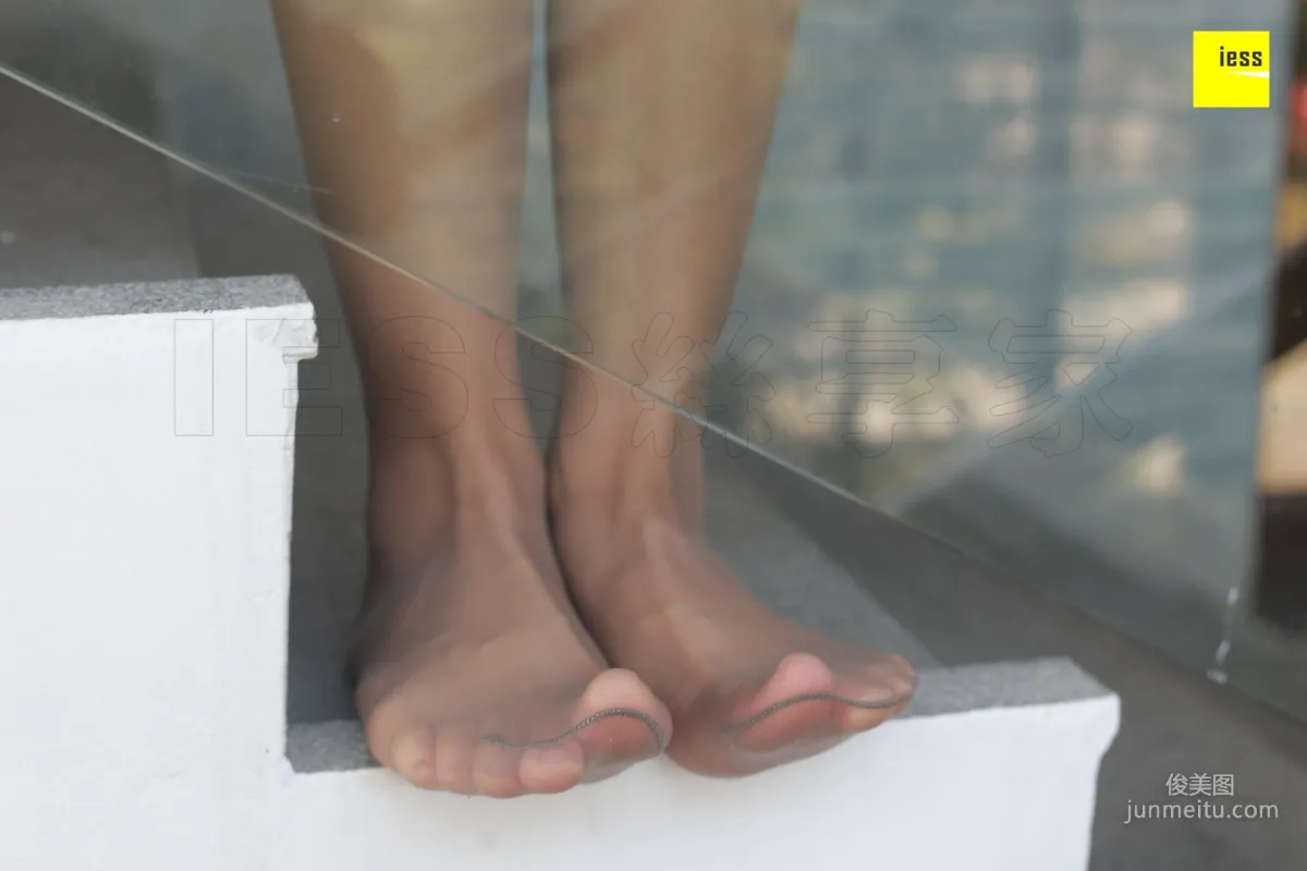 Mu Mu Gray Stockings Fresh Beautiful Feet [IESS] Silk Enjoyer 191 Photo Set photo 52