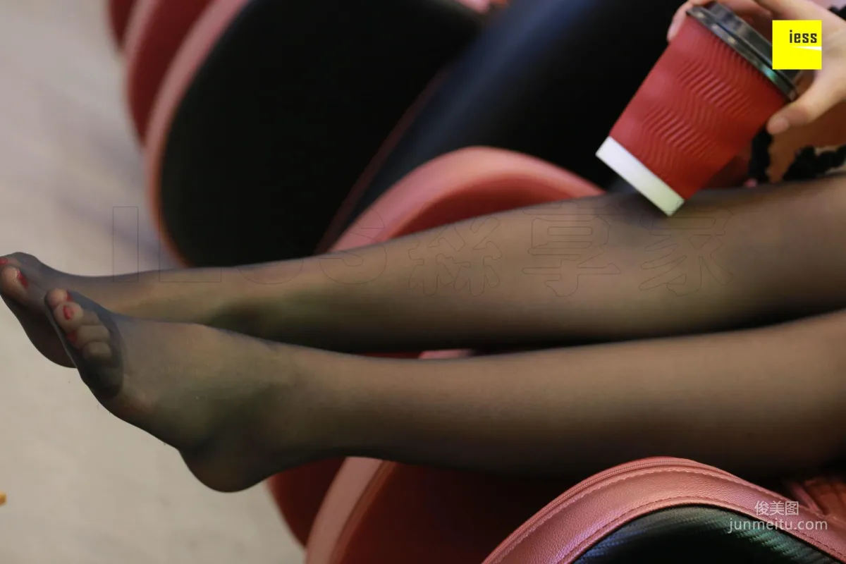 Jing Jing, Black Stockings Beauty on the Massage Chair [IESS] Silk Enjoyer 190 Photo Set photo 84