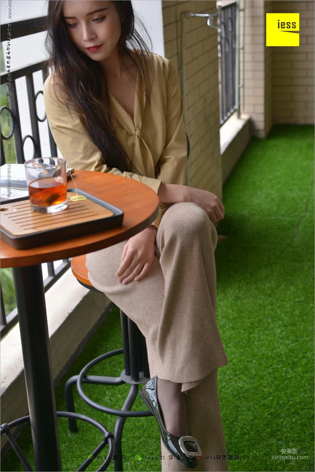 Xiao Yu 'Xiao Yu, Boat Socks, Short Stockings and Flats' Simplified Version [IESS] Silk Legs Bento 218 Photo Set photo 67