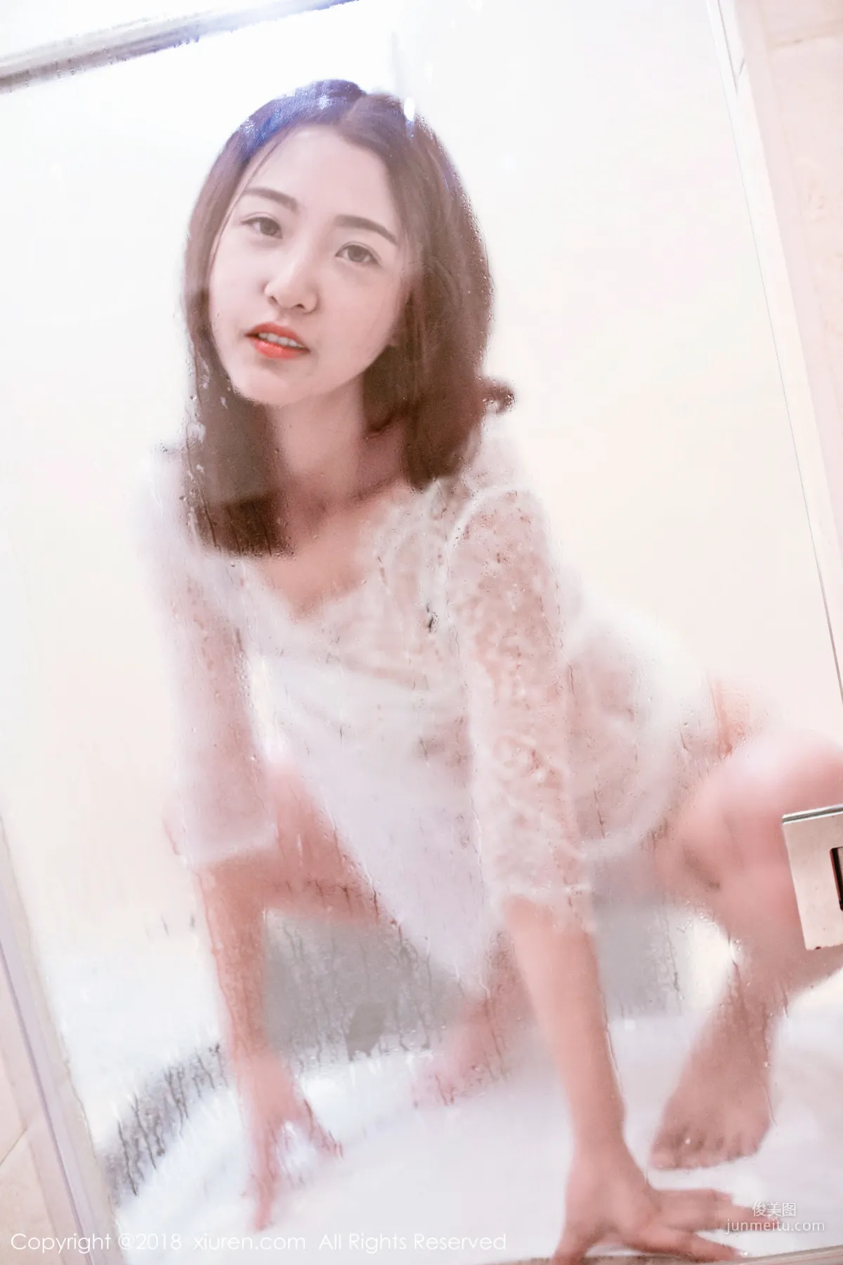 Qiyue Julie《A Top-Quality Soft Sister with Big Bust and Slim Waist》 [XiuRen] No.964 Photo Set photo 20