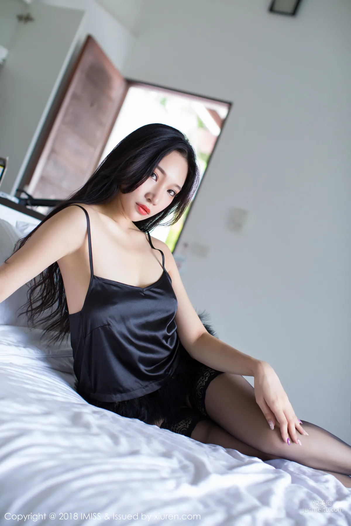 Xiaohuli Sica, Ultimate Temptation Black Stockings Beautiful Legs [IMISS] Vol.219 Photo Set photo 25