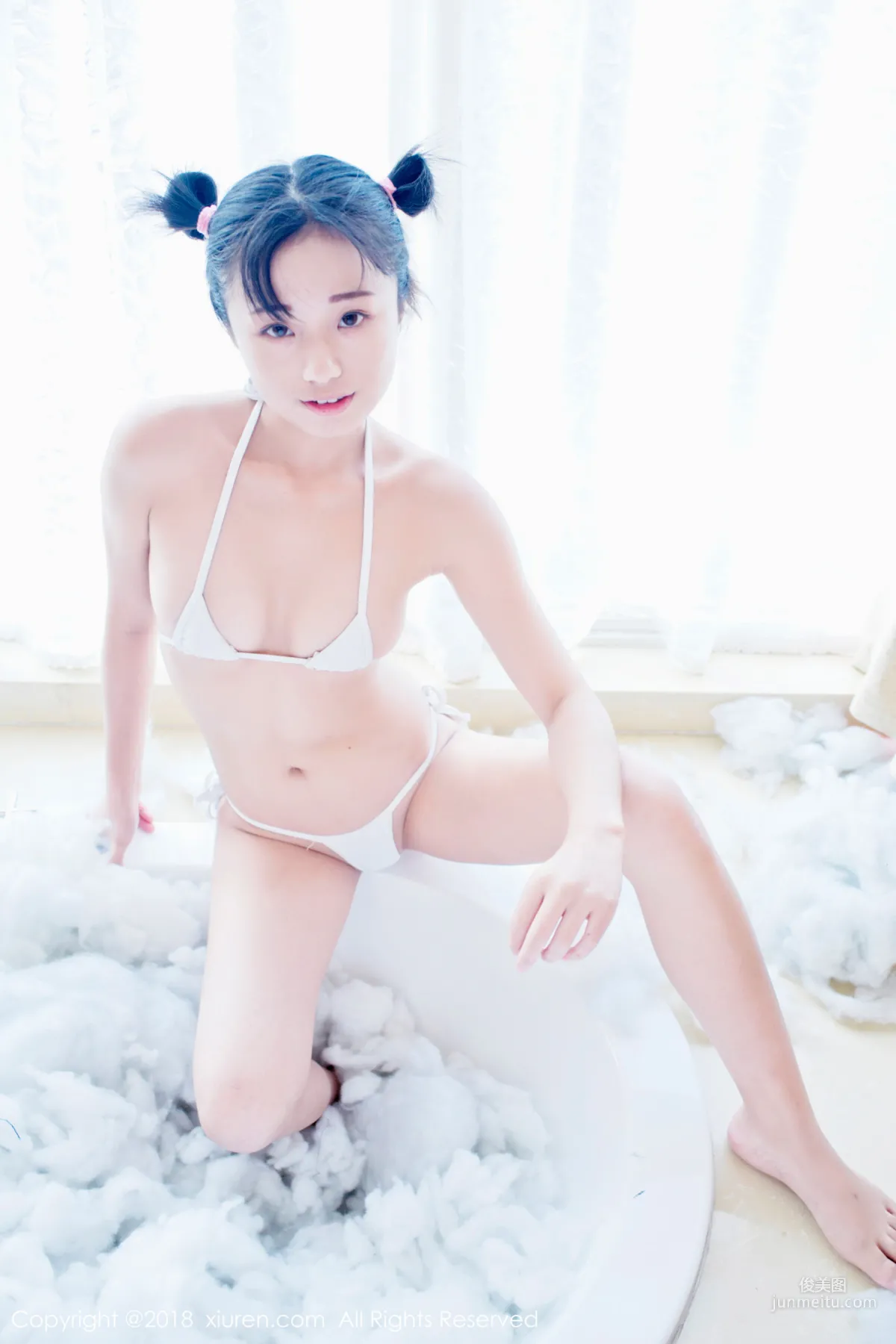 倉井優香《吹彈可破的小女孩》 [秀人XIUREN] No.950 寫真集 12
