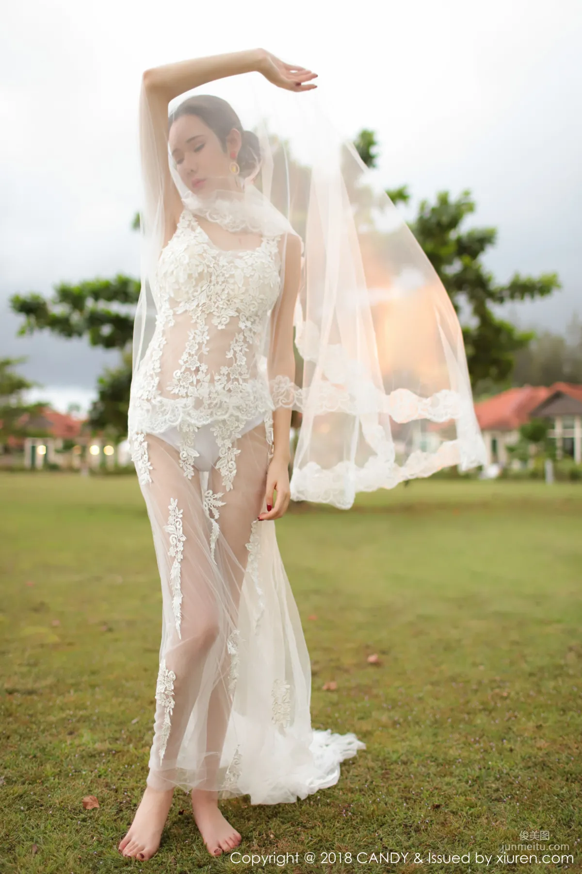 Meng Qiqi Irene, Delicate Curves Under Different Styles of Clothing [Candy] VOL.056 Photo Set photo 21