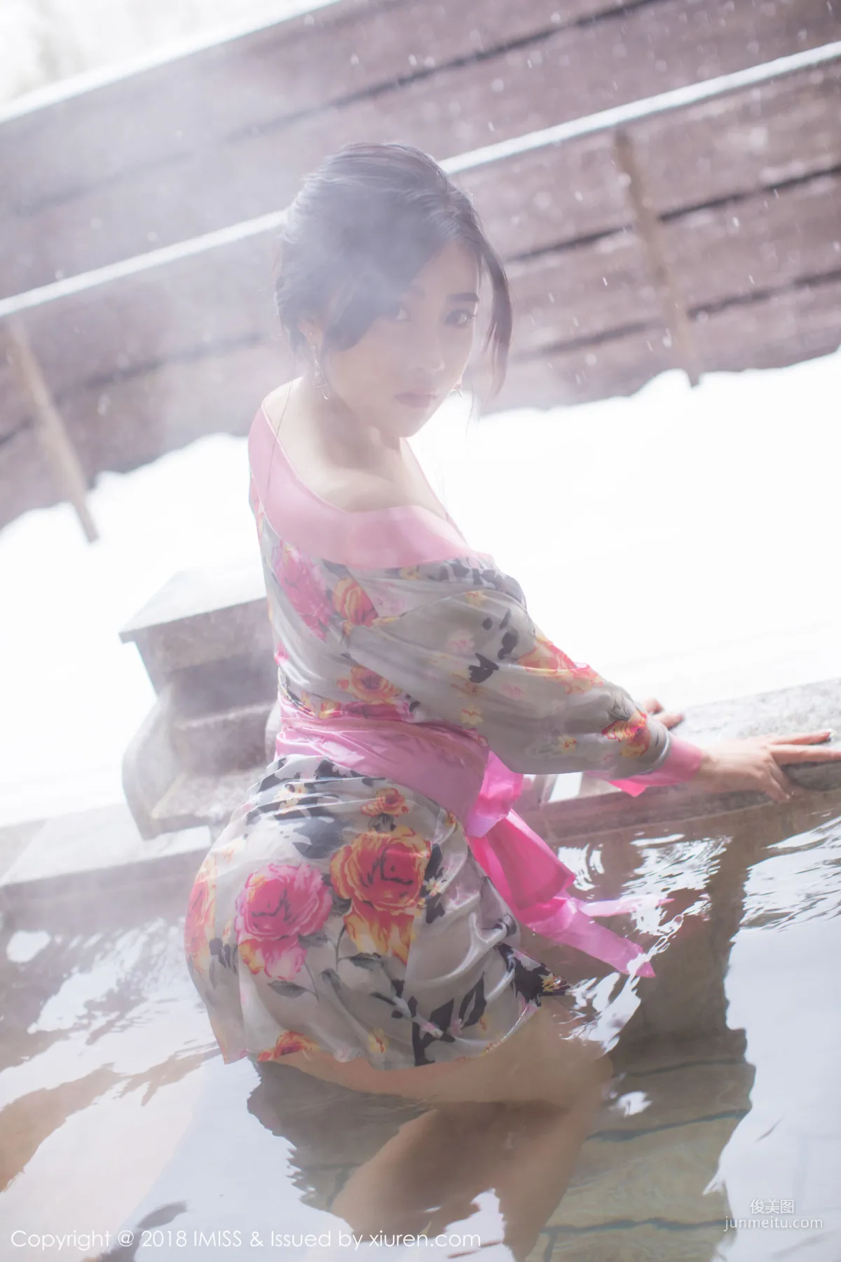 許諾Sabrina《浴池和服+蕾絲美腿》 [愛蜜社IMiss] Vol.221 寫真集 10