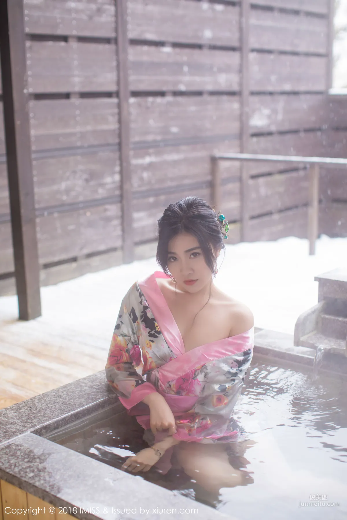 许诺Sabrina《浴池和服+蕾丝美腿》 [爱蜜社IMiss] Vol.221 写真集4