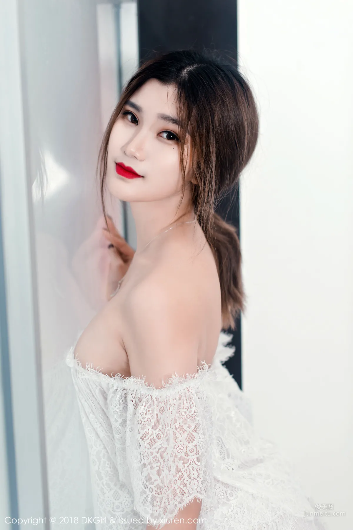 Ting Tingting "Charming Temptation of Beautiful Breasts, Curves and Legs" [DKGirl] Vol.062 Photo Set photo 37