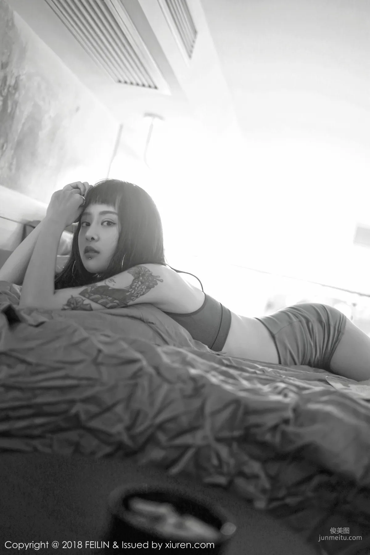 Zhao Yixuan, Cigarettes, Tattoos, Black and White Style Photos [FeiLin] VOL.129 Photo Set photo 13
