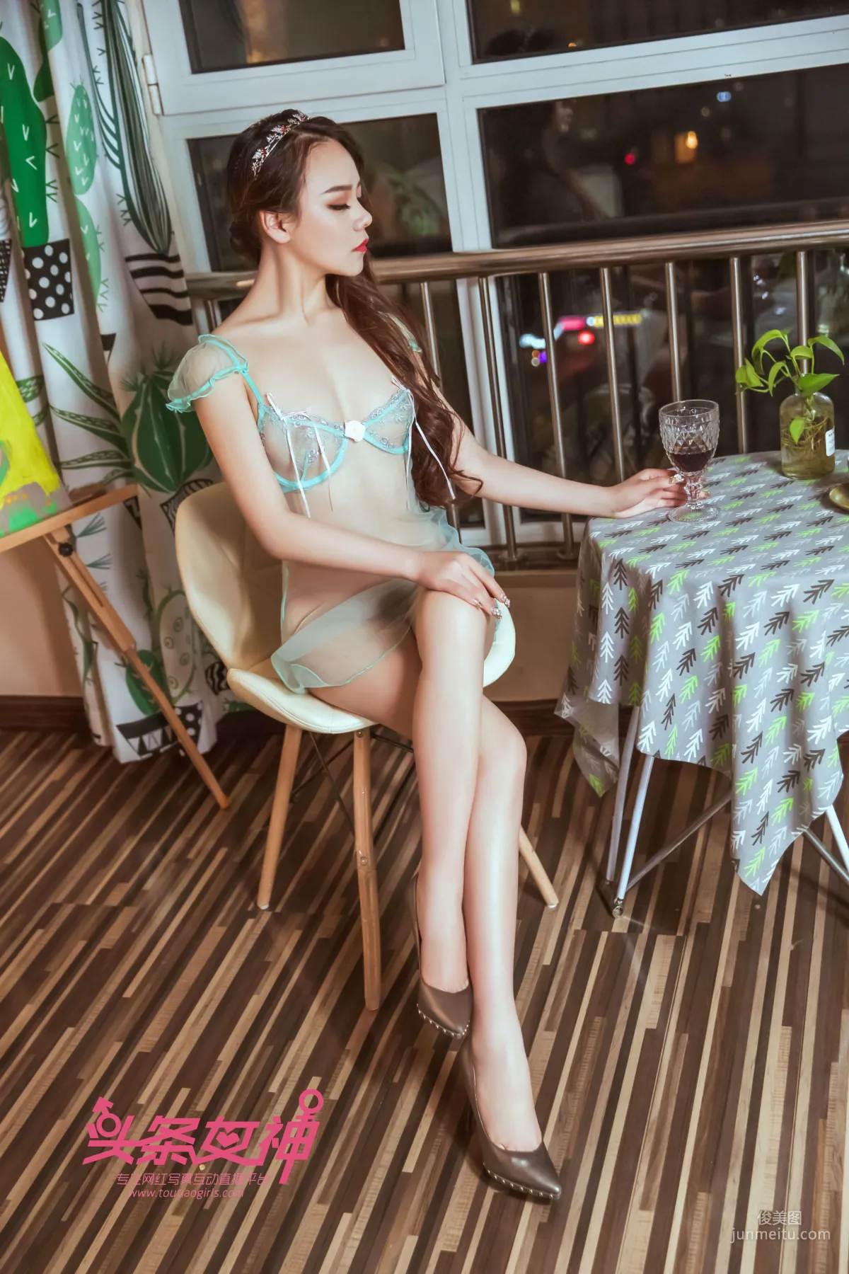 Zi Xi, Green Gauze of Fragrant Grass, Green Duckweed of Midsummer [TouTiao Goddess] Photo Set photo 2