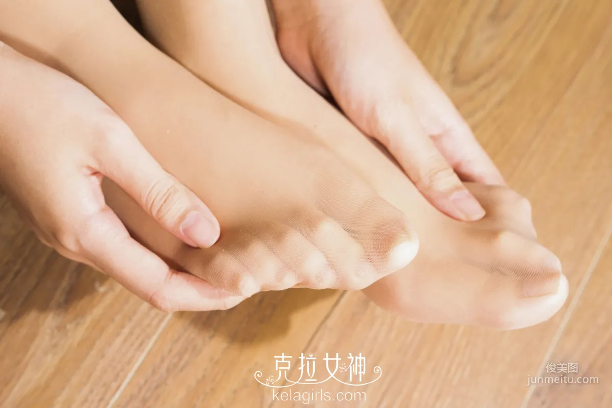 Song Zhizhen, Flight Attendant's Silk Stockings [Kelagirls] Photo Set photo 14