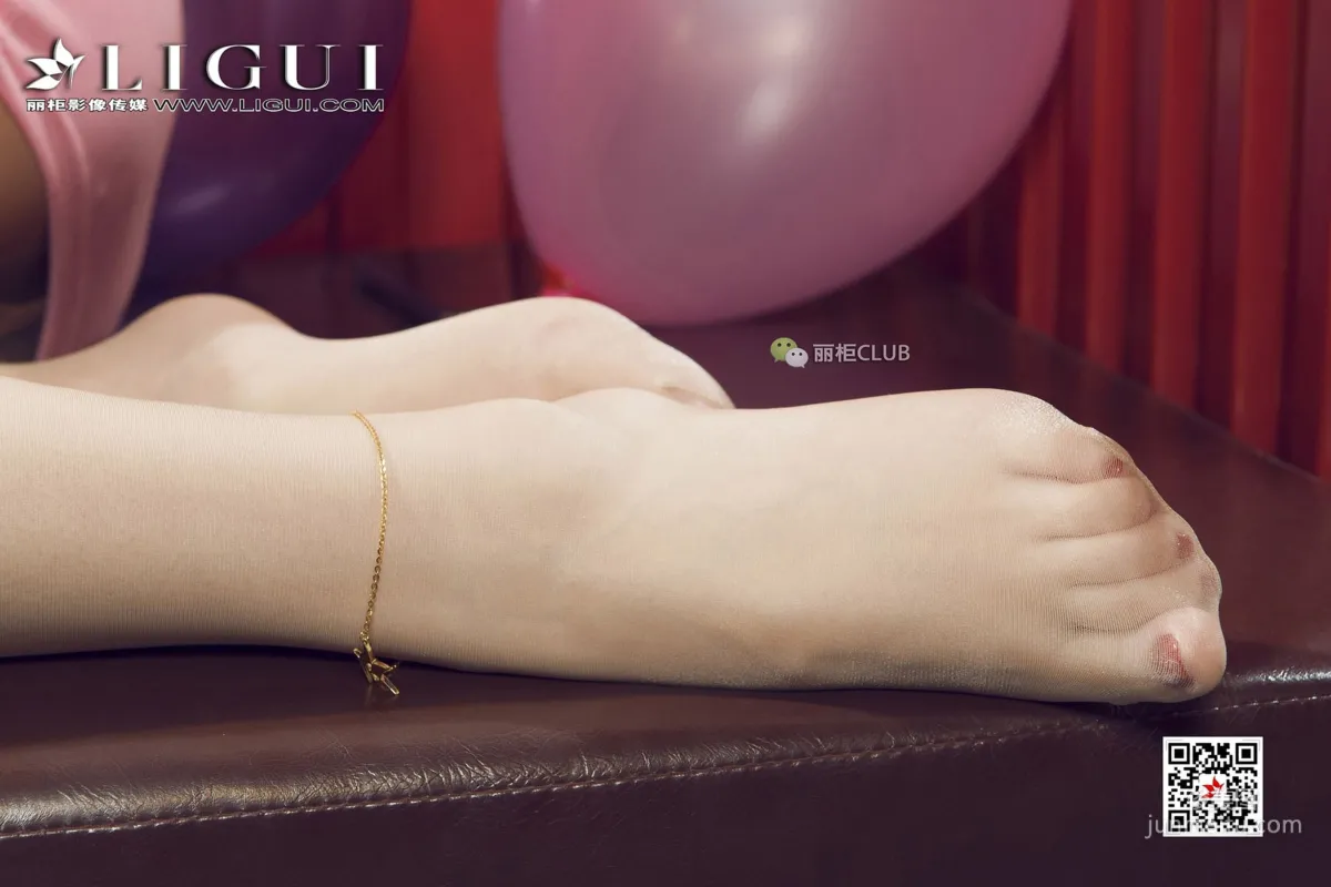 Foot Model Tao Zi & Vicky 《New Year Silk Stockings》 [Ligui] Photo Set photo 46