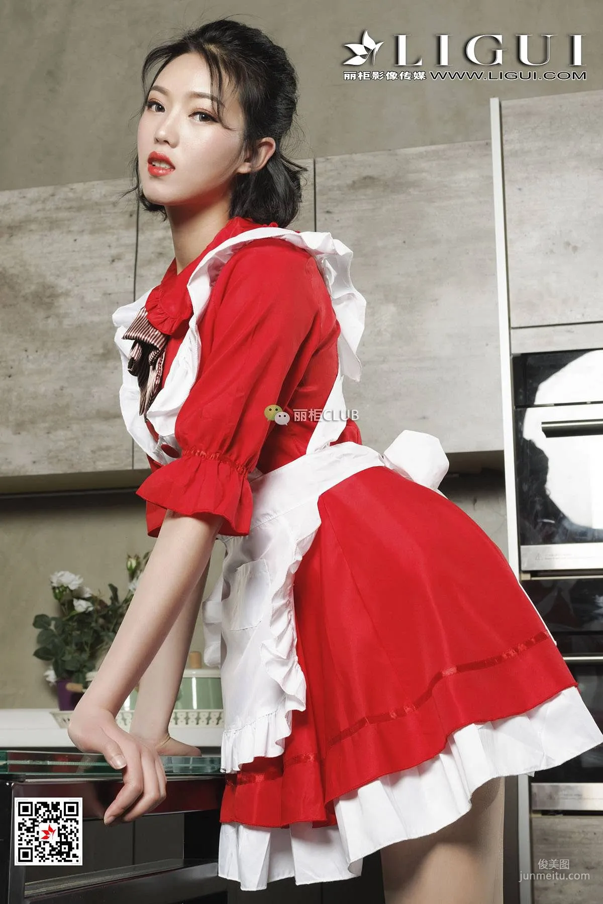 腿模敏兒《肉絲美廚娘》 [麗櫃Ligui] 寫真集 1