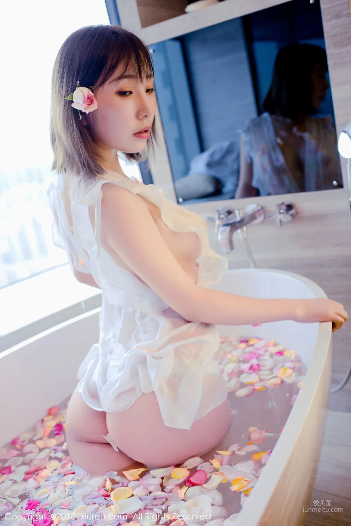 枝恩《短發百變大美女》 [秀人網XIUREN] No.981 寫真集 34