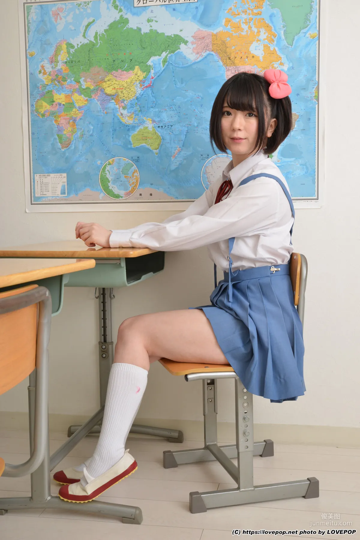[LovePop] 篠崎みお《教室校服系列》 Set07 寫真集 35