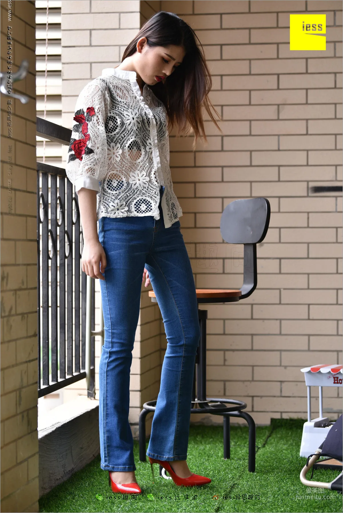Guang Yan, Jeans, New Model and Red High Heels [IESS] Silk Stockings Bento 224 Photo Set photo 12
