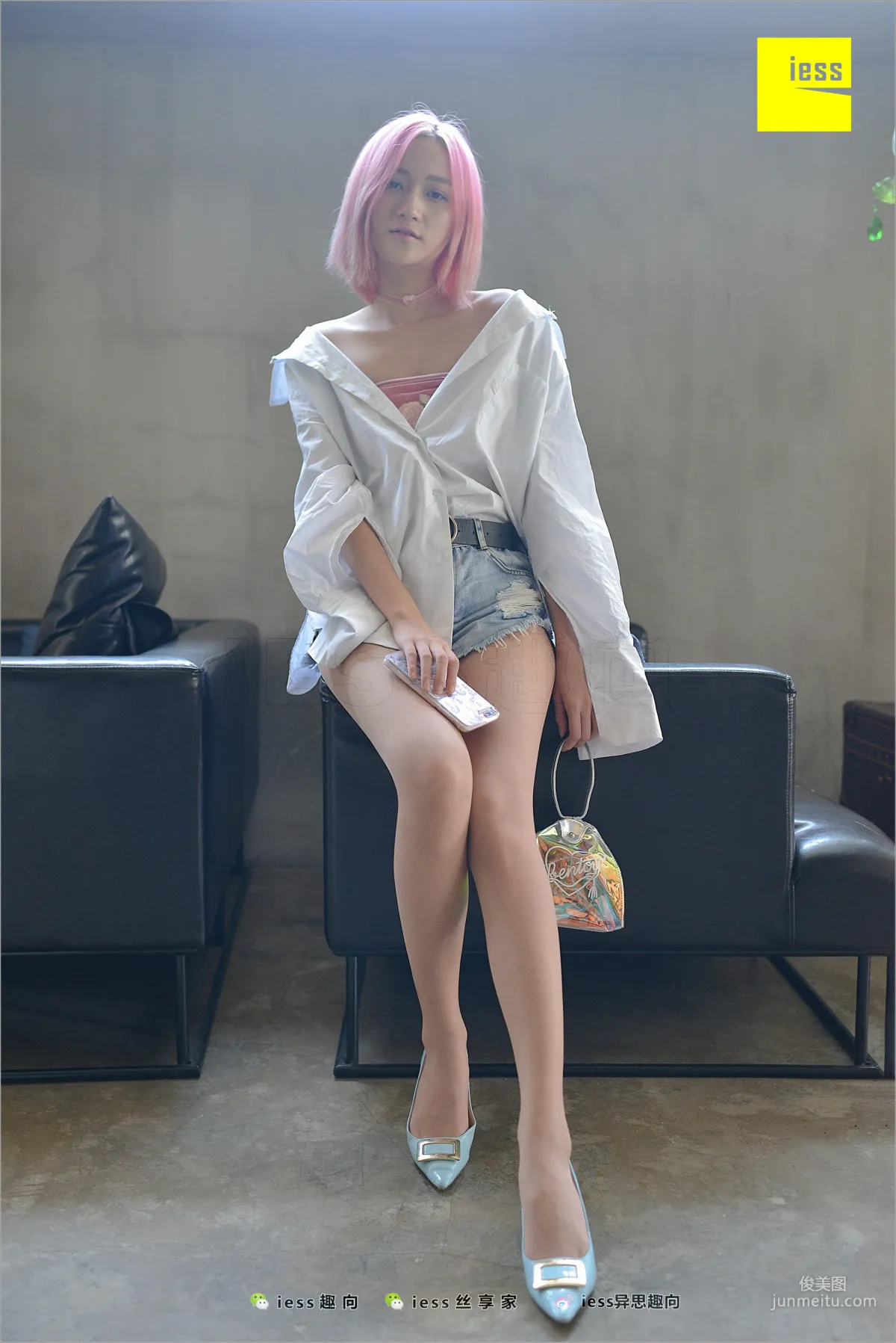 Xiao Xiao "Black Stockings Goddess's Red Blue Yellow" [IESS] Silk Stockings Bento 228 Photo Set photo 43