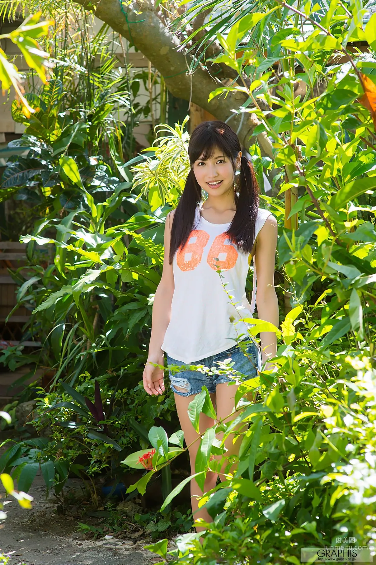 Momo Sakura: Graphis Gals photo 29