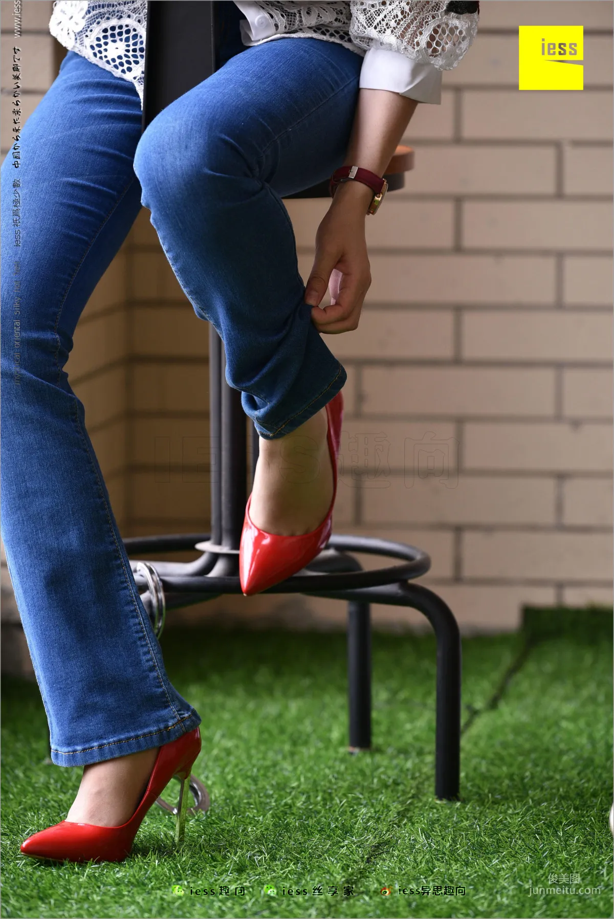 Guang Yan, Jeans, New Model and Red High Heels [IESS] Silk Stockings Bento 224 Photo Set photo 42