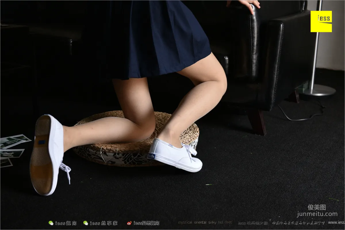 幸子《JK水手服》 [異思趣向IESS] 絲足便當223 寫真集 54