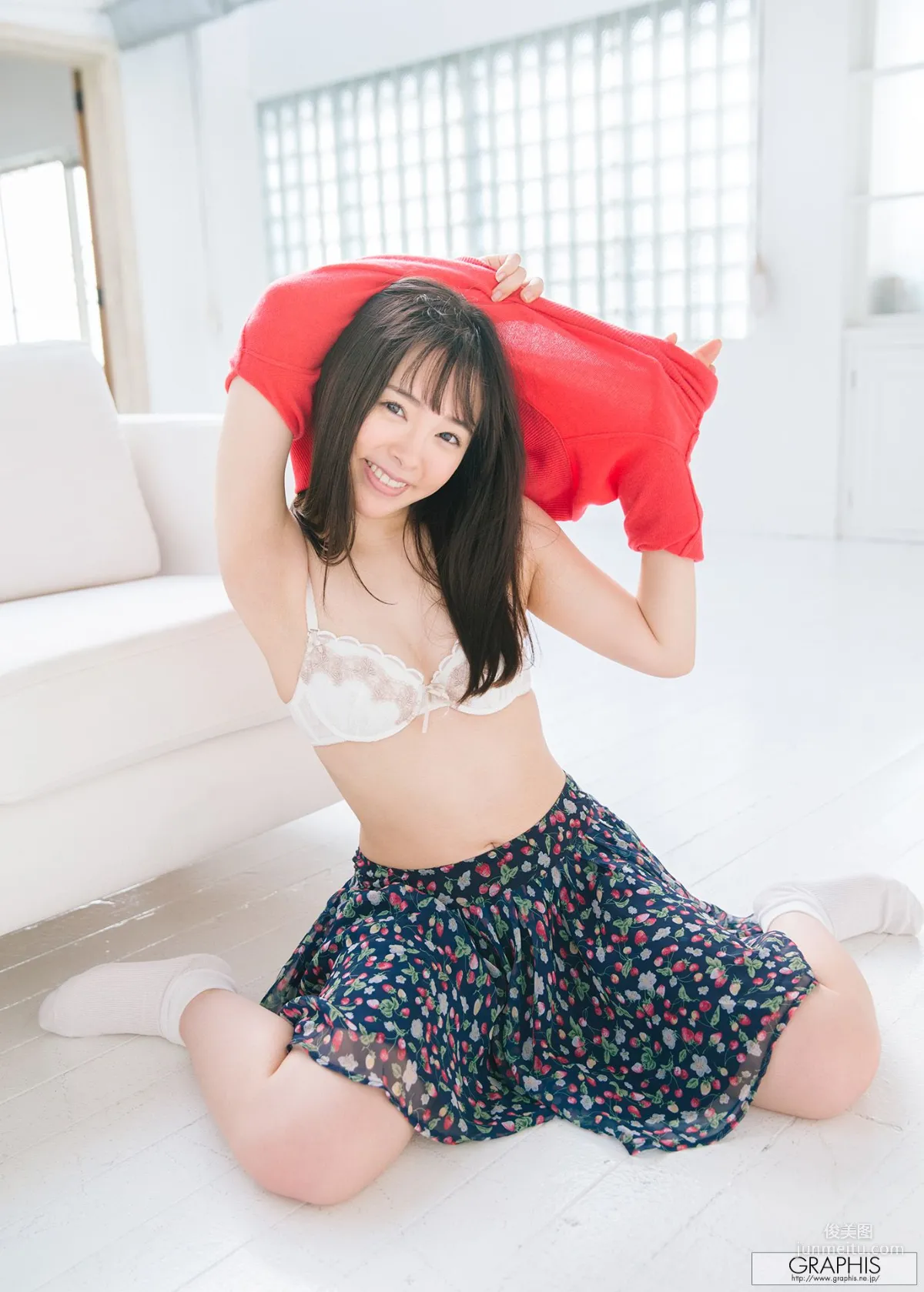 Yuna Ogura [Graphis] Gravure First Undressing Girl Photo Set photo 36