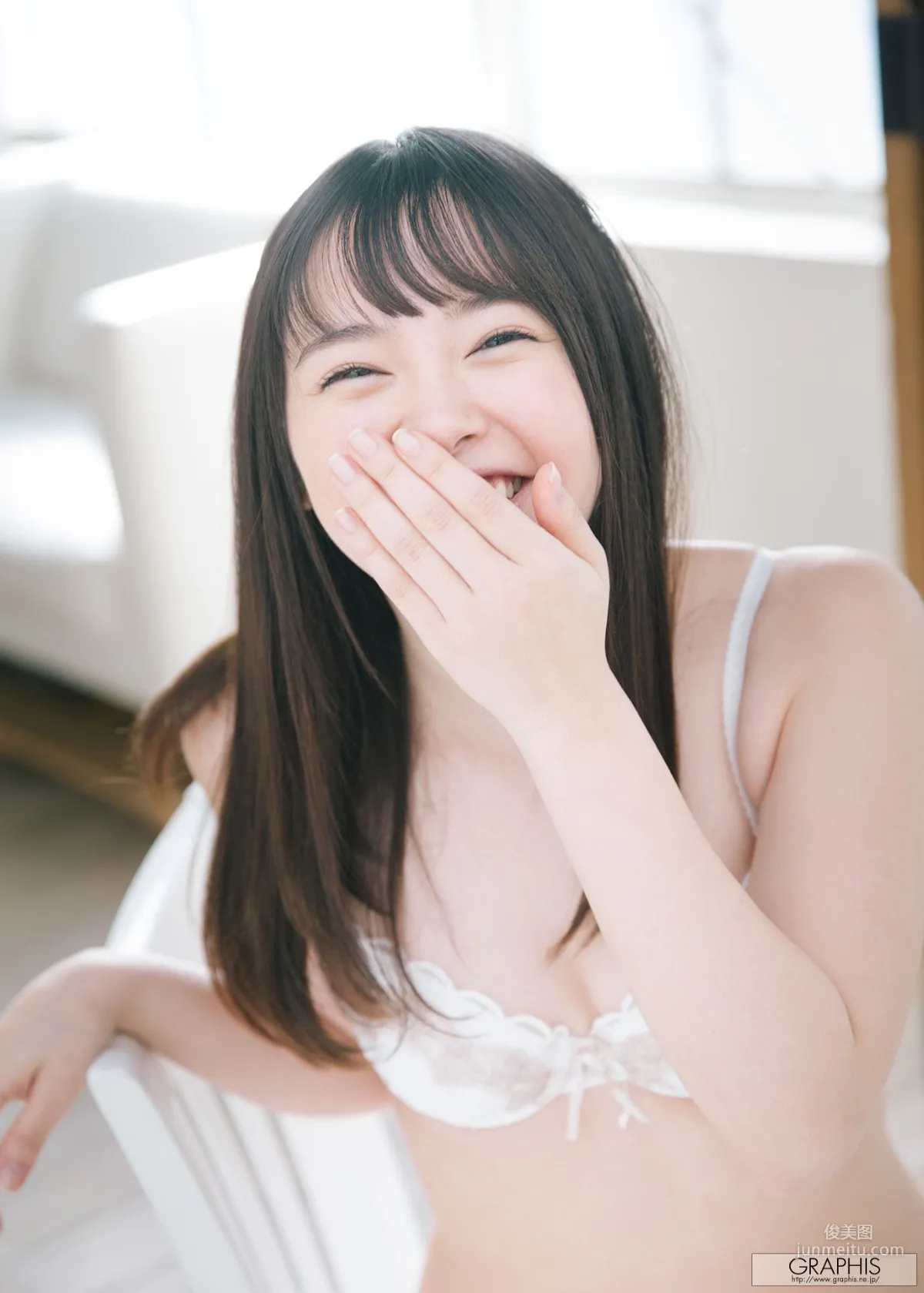 Yuna Ogura [Graphis] Gravure First Undressing Girl Photo Set photo 26