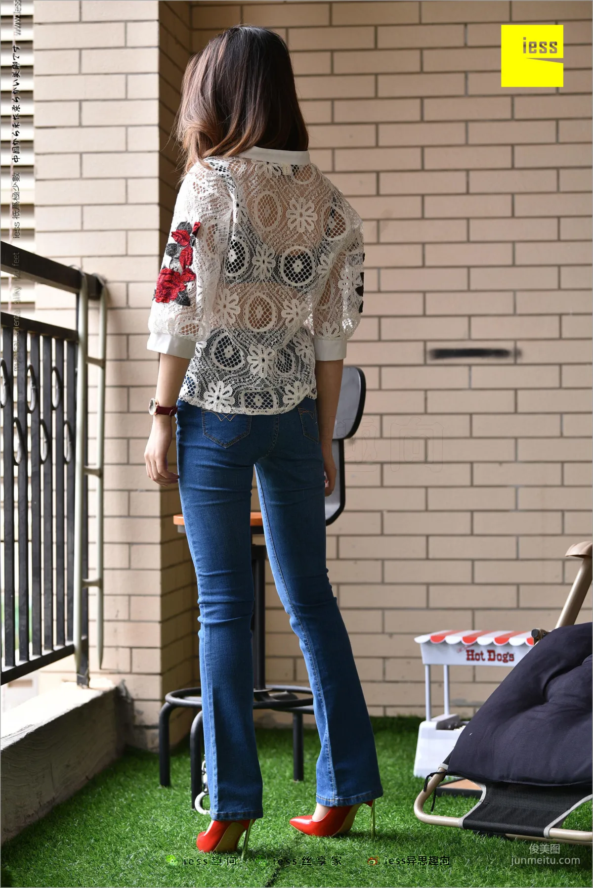 Guang Yan, Jeans, New Model and Red High Heels [IESS] Silk Stockings Bento 224 Photo Set photo 22