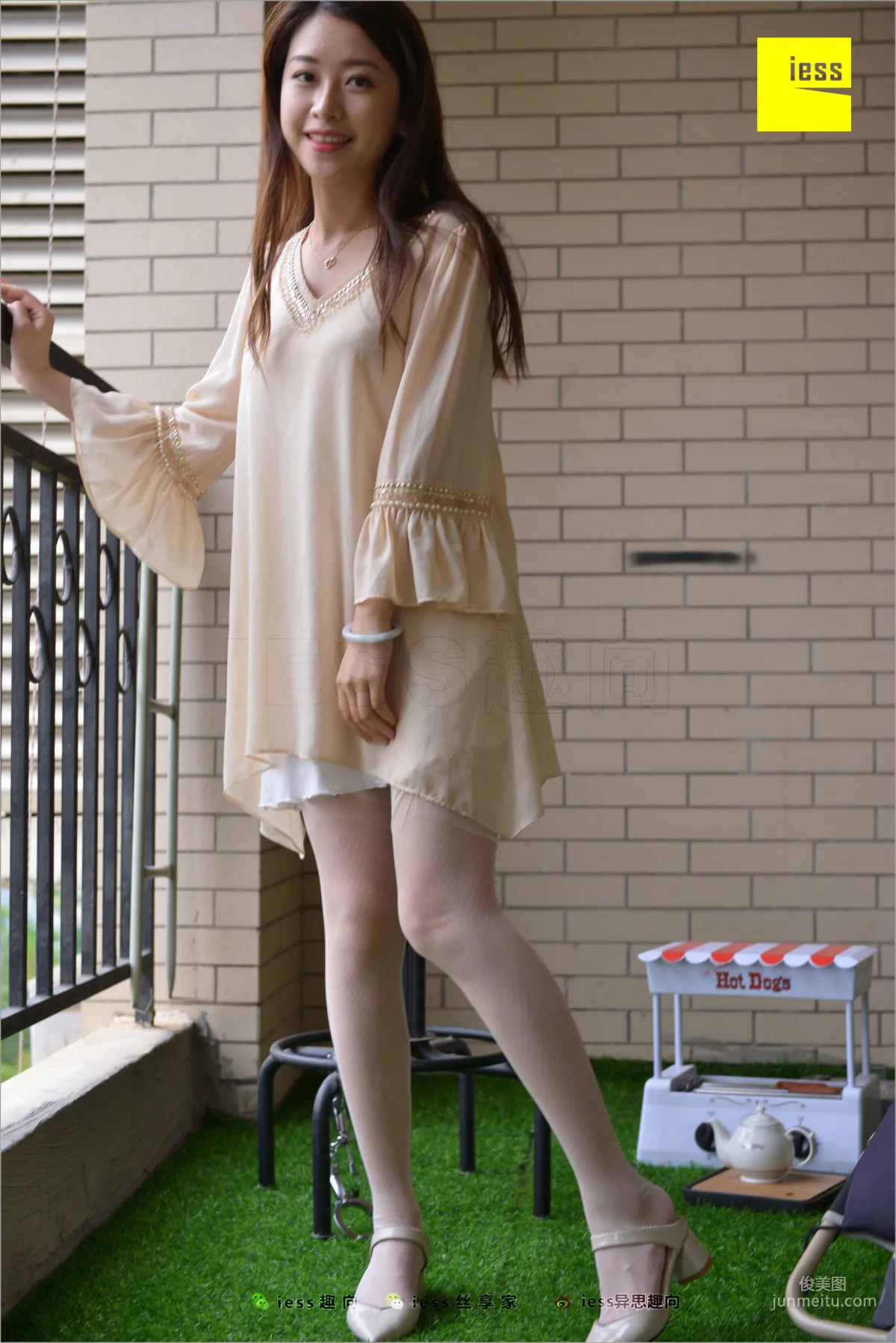 Xiao Jie "Xiao Jie's Classic Retro Pure White Nylon Stockings" [IESS] Silk Stockings Bento 227 Photo Set photo 43