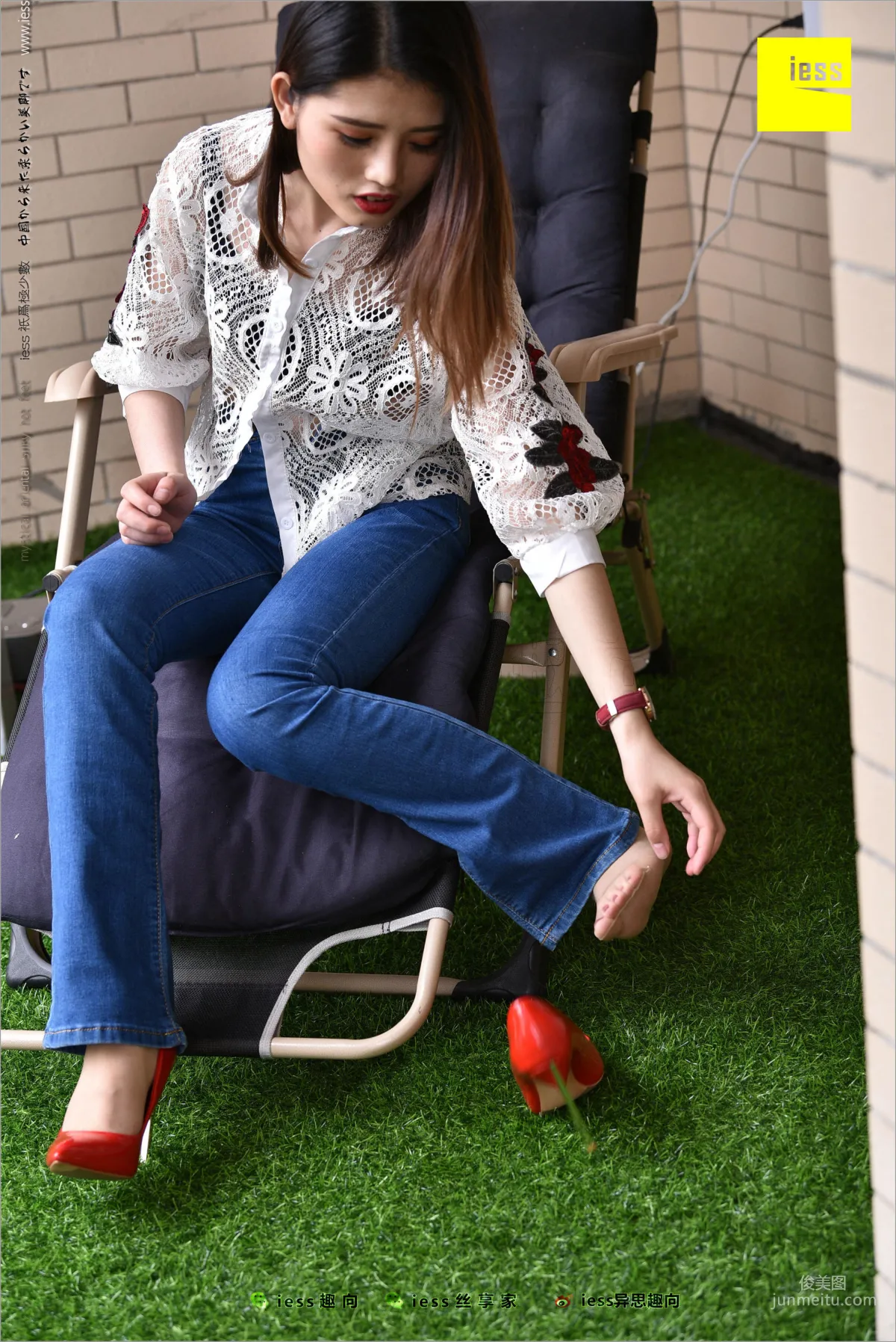 Guang Yan, Jeans, New Model and Red High Heels [IESS] Silk Stockings Bento 224 Photo Set photo 63