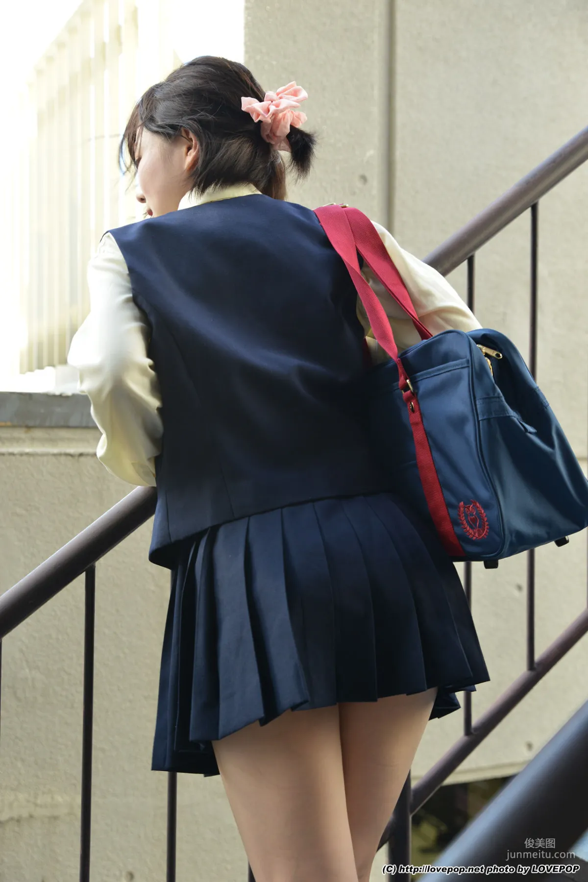 [LovePop] 笹山りん《校服诱惑》 写真集17