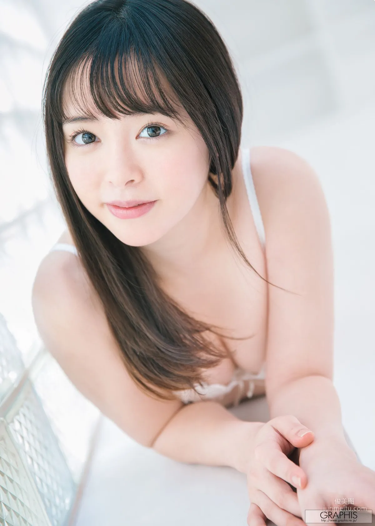 Yuna Ogura [Graphis] Gravure First Undressing Girl Photo Set photo 29