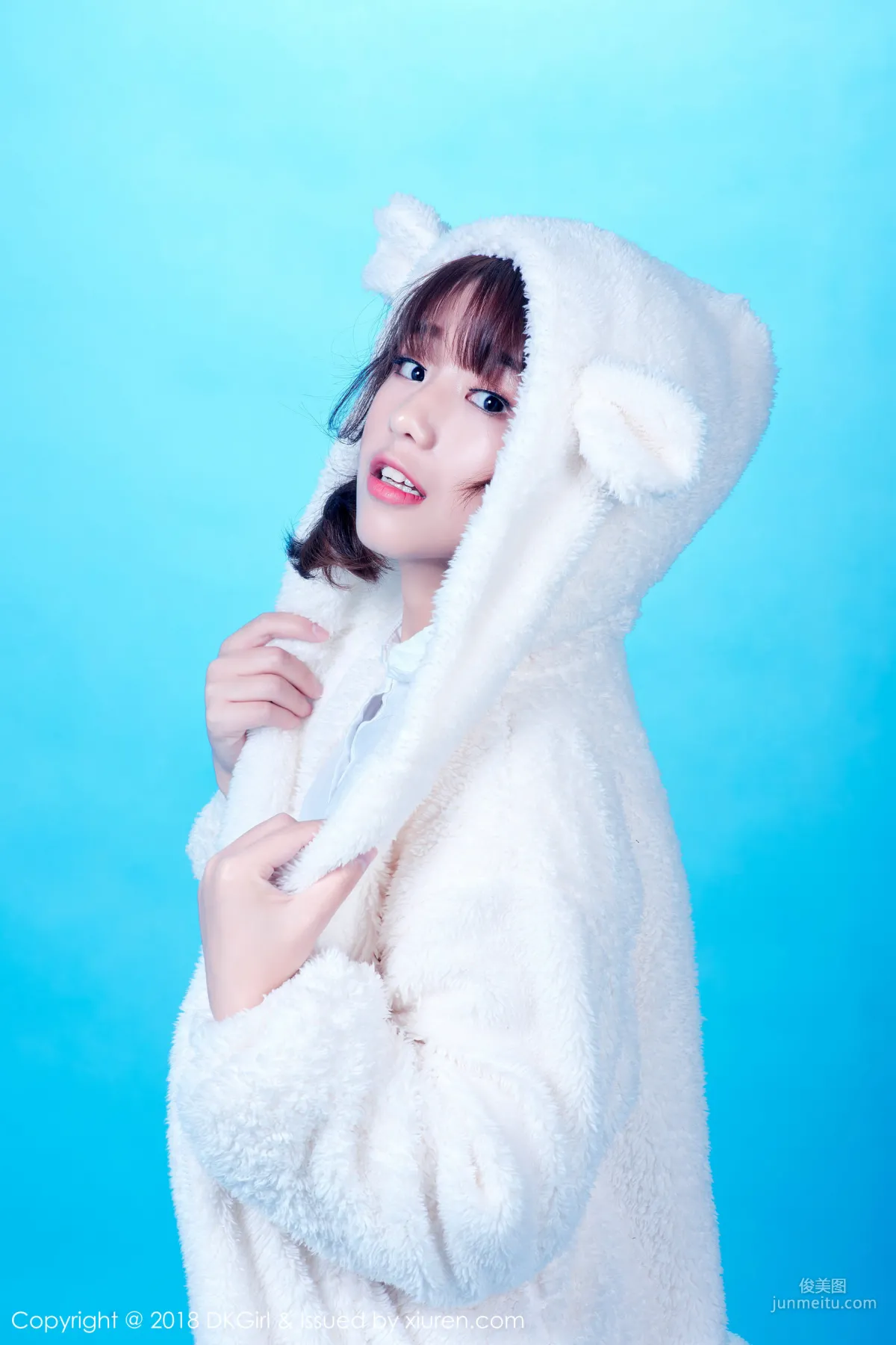倉井優香《美乳童顔少女》 [禦女郎DKGirl] Vol.066 寫真集 2
