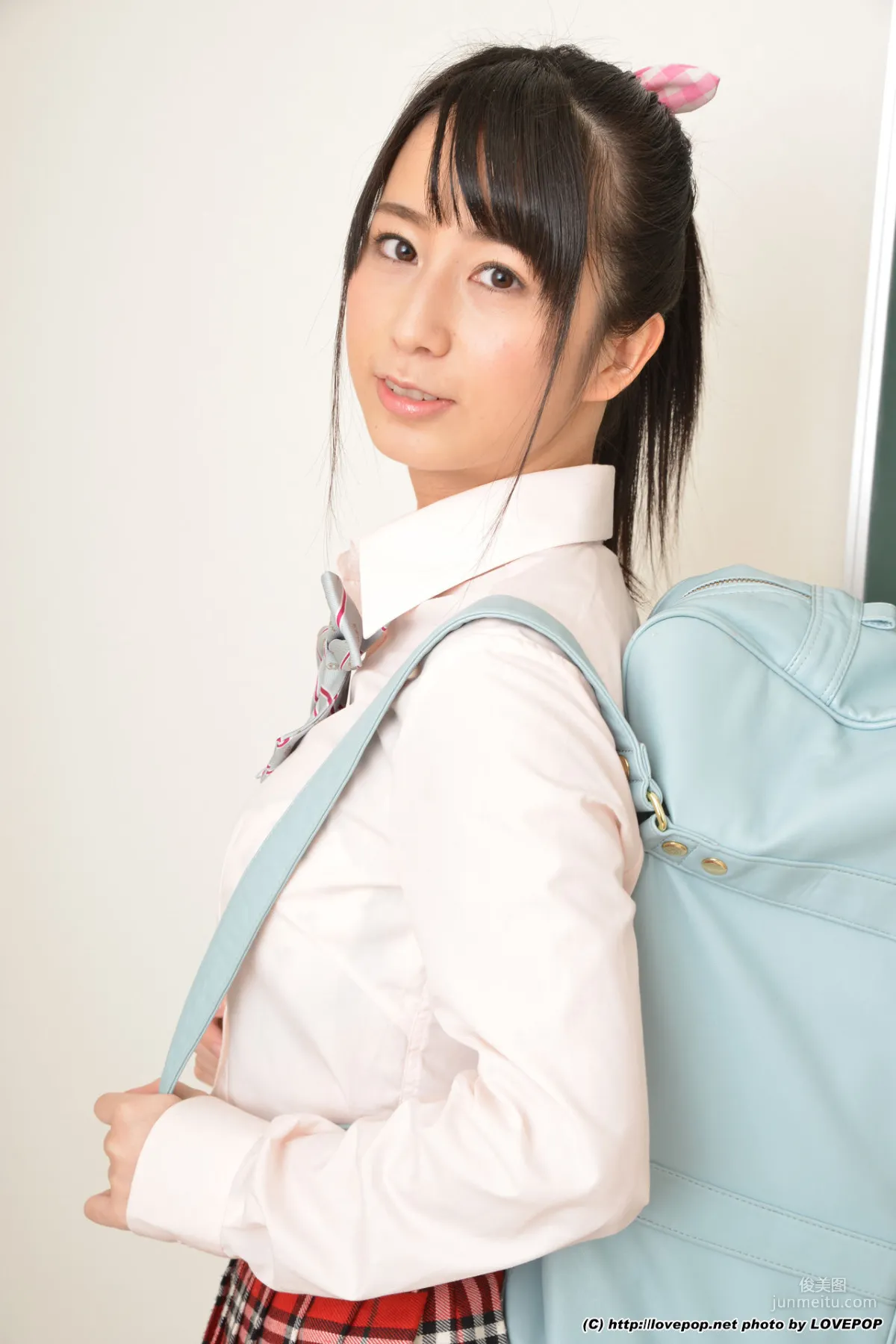 [LovePop] Sora Shiina 泉水蒼空《校服系列》 Set04 寫真集 9