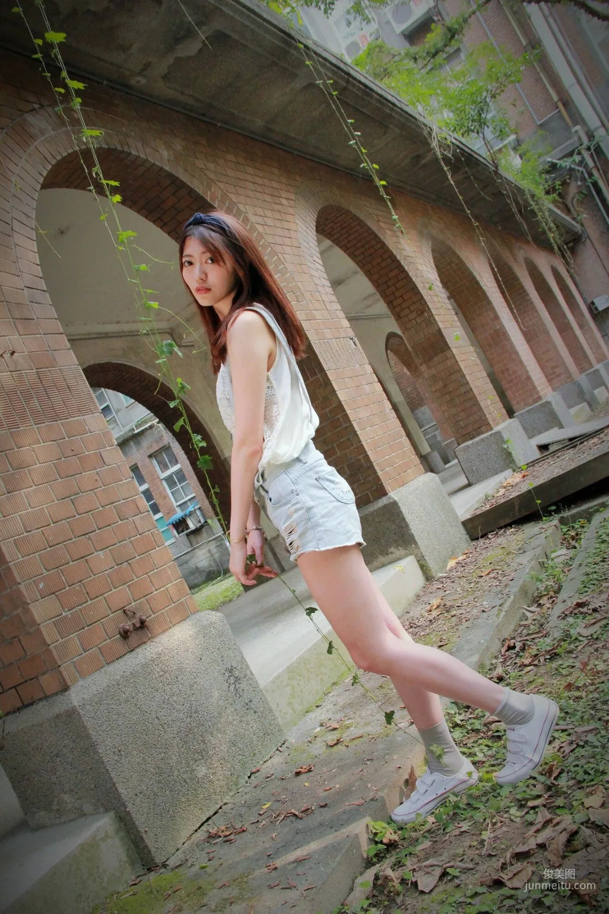 [Taiwan Internet Celebrity Beauty] Brindy Xuexue/Huang Pin Xuan 'Taiwan University Outdoor Shoot' Photo Set photo 33
