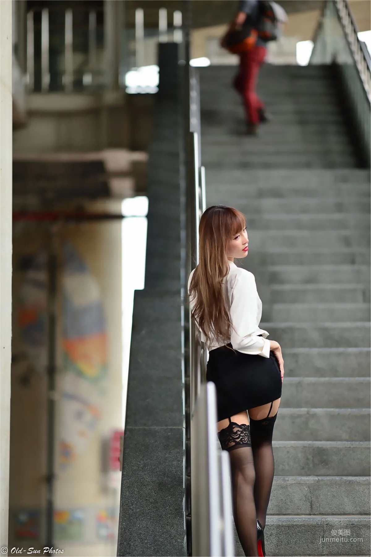 [Taiwan Internet Celebrity Beauty] Abbie Huang Oil Refinery Elementary School OL Outdoor Shoot Photo Set photo 40