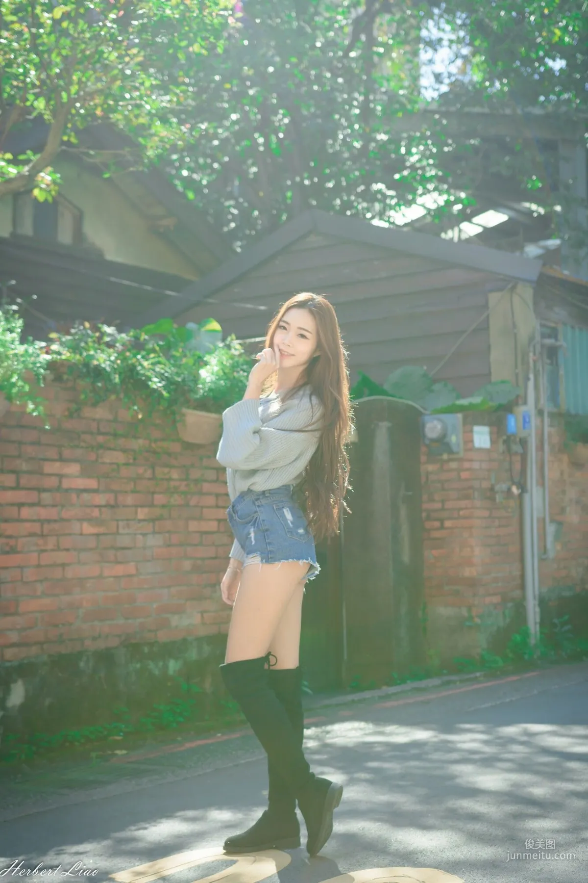 [Taiwan Beauties] Huang Shangyan Rubis, Guting Station Area, Denim Hot Pants Street Snap Photo Set photo 15