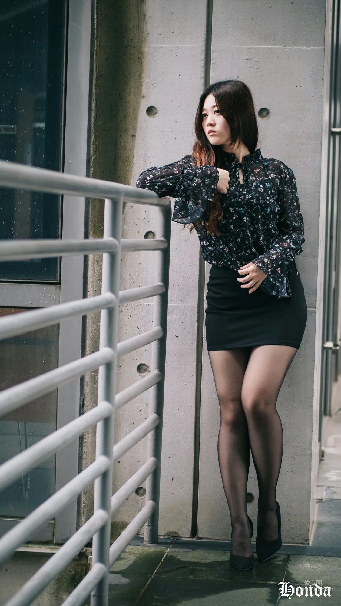 [Taiwan Internet Celebrity Beauty] Becky OL Outfits Three Sets Photo Set photo 2