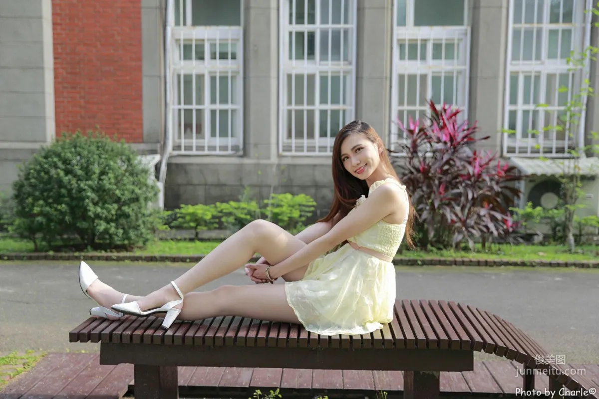 [Taiwan Beauties] Cai Yixin Candice Normal University Outdoor Shoot 3 Outfits Photo Set photo 37