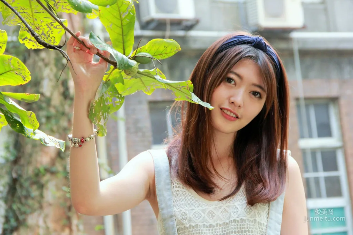 [Taiwan Internet Celebrity Beauty] Brindy Xuexue/Huang Pin Xuan 'Taiwan University Outdoor Shoot' Photo Set photo 30