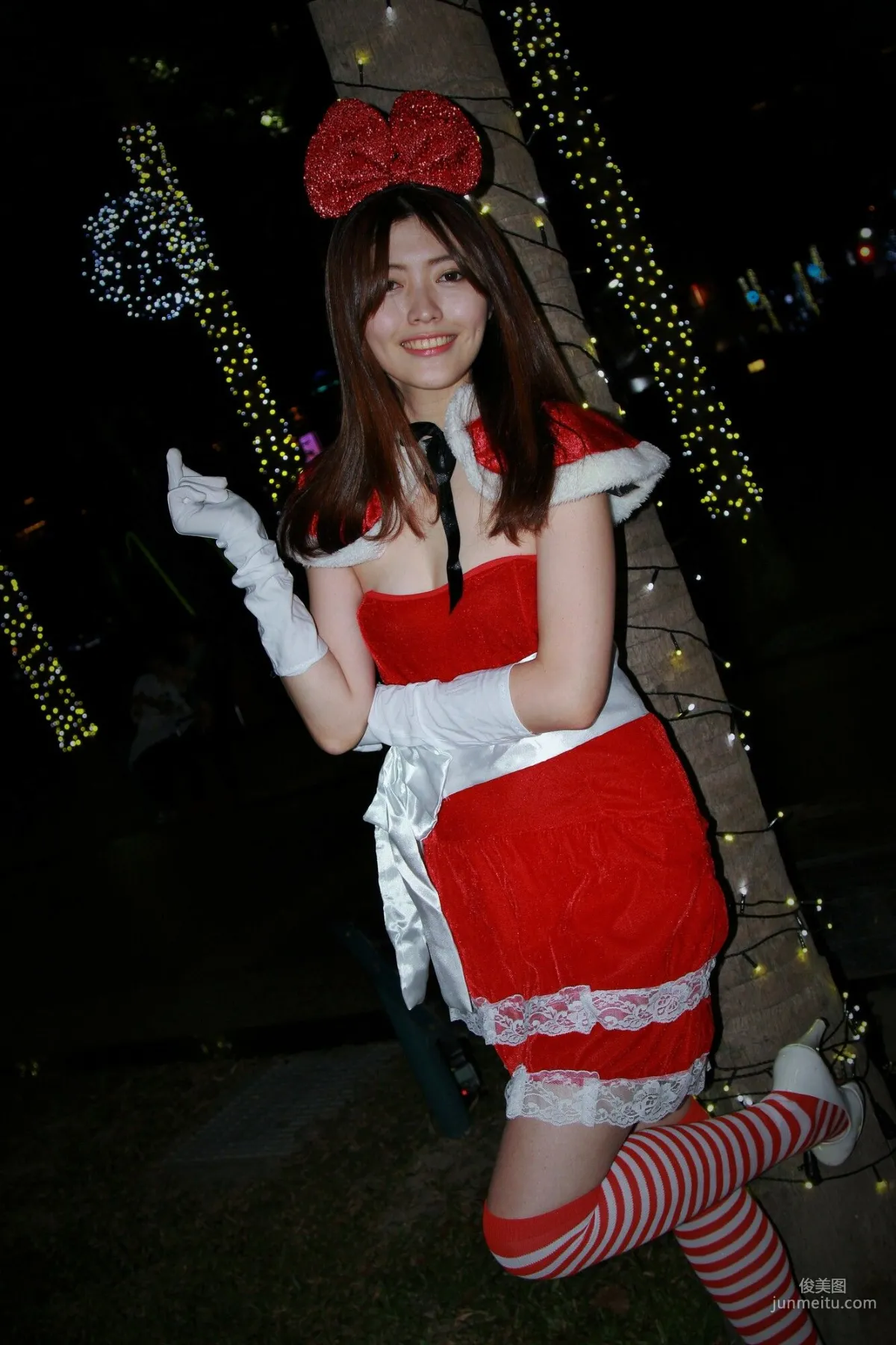 [Taiwan Beauties] Huang Pin Xuan, Banqiao Christmas City Night Shoot Photo Set photo 12