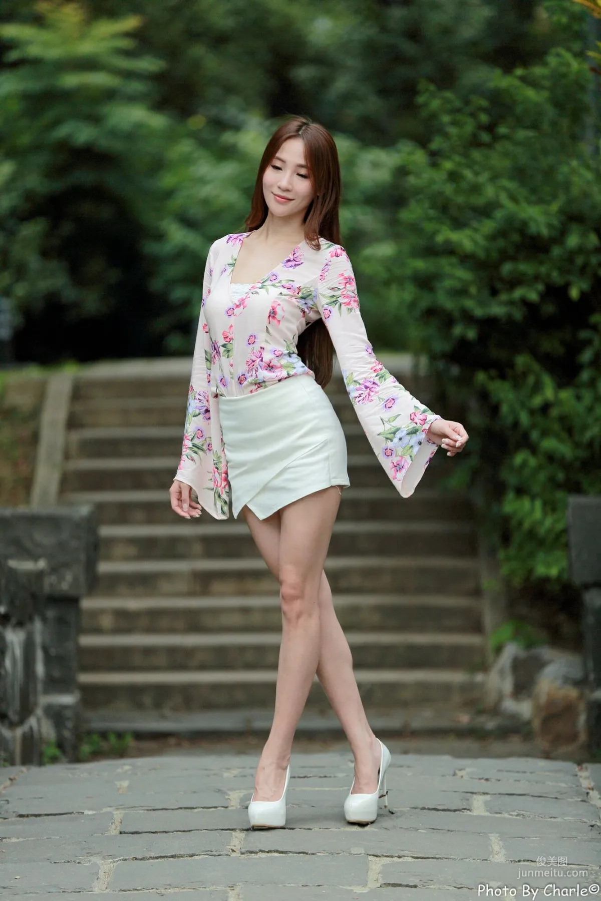 [Taiwan Beauties] Anber Xiao Anbai, MRT Xinbeitou Station, Outdoor Photo Set photo 13